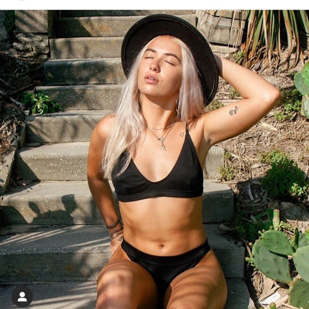 Luxe Ribbed Bikini Set- Black (6 sizes)